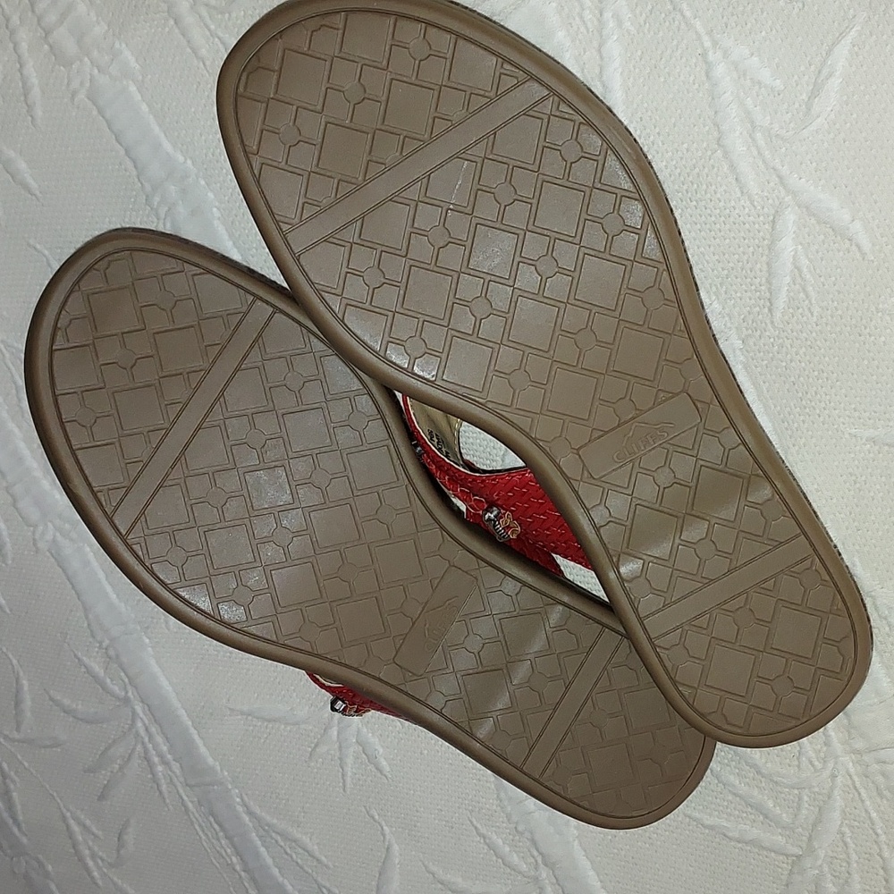 NWOT Cliffs By White Moutain Sandals - Picture 9 of 11